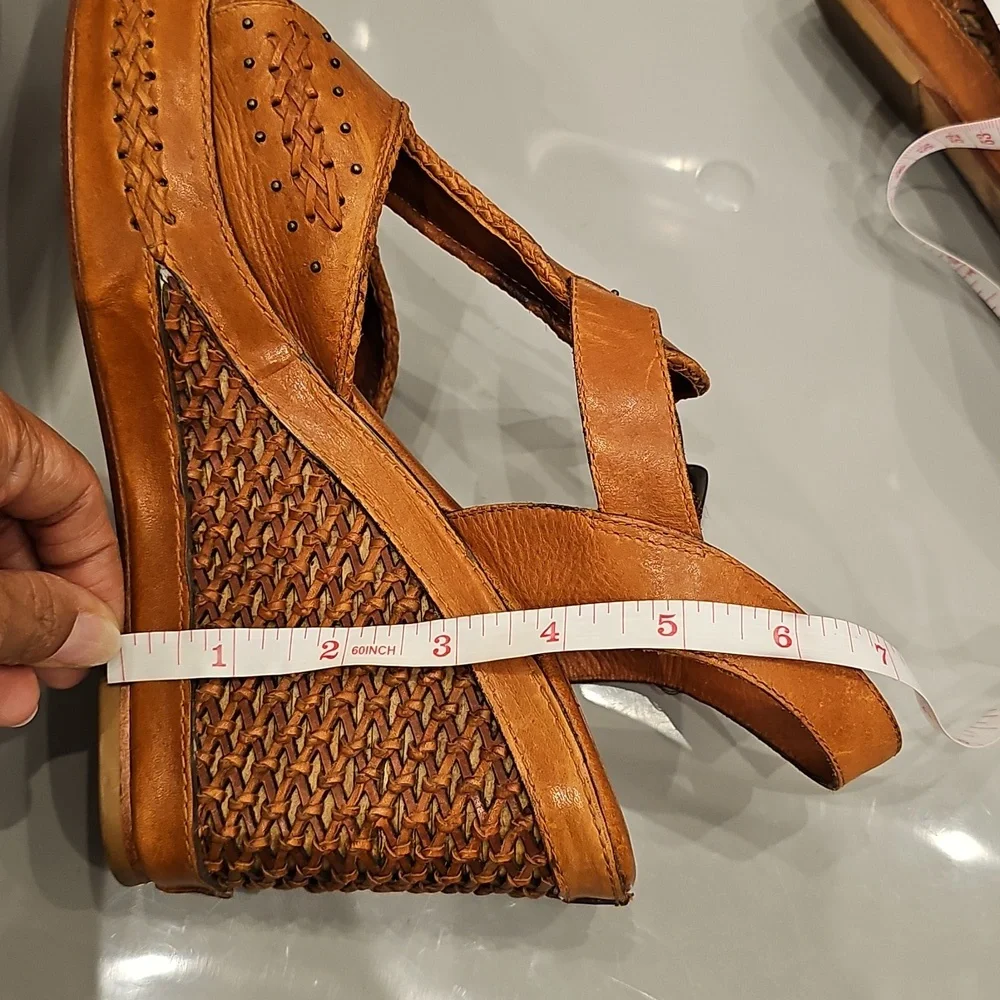 FRYE Tan Leather Wedge Sandals